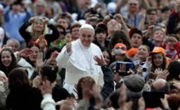 “Com Jesus passamos de mendigos a discípulos” Papa Francisco na audiência geral 