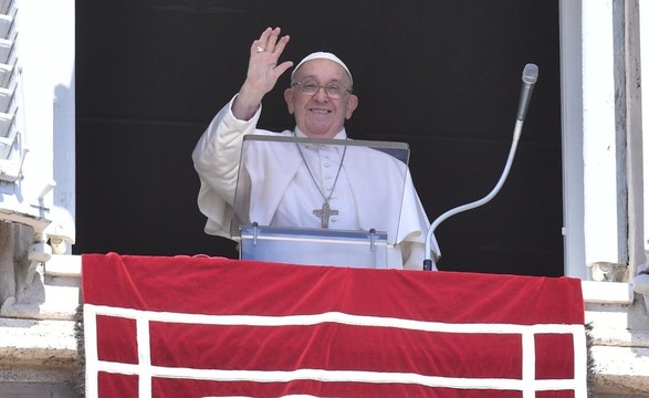 Papa sublinha desafios de seguir Jesus, que questionou “cânones da religião institucional e das tradições”