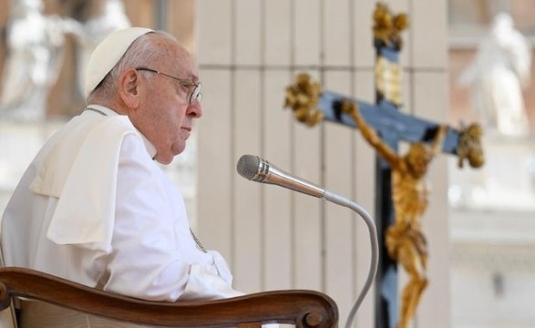 O Papa: precisamos de paz neste tempo de guerra mundial