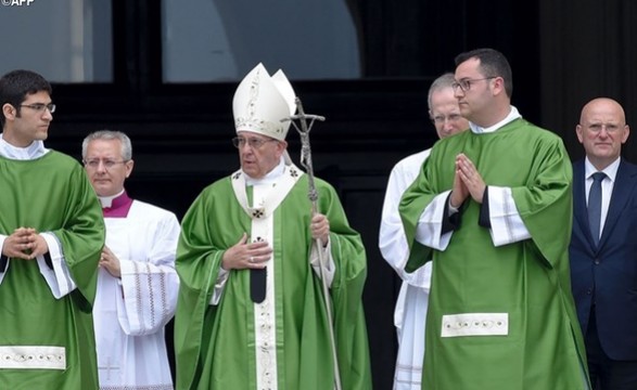 Papa no Jubileu dos Doentes: amar apesar de tudo