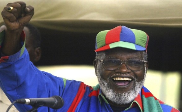 Sam Nujoma vai a enterrar a 1 de Março