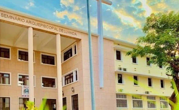 Seminário Arquiepiscopal de Luanda conta com nova direcção