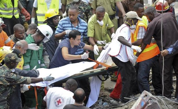 Número de mortos em desabamento de prédio na Tanzânia chega a 25