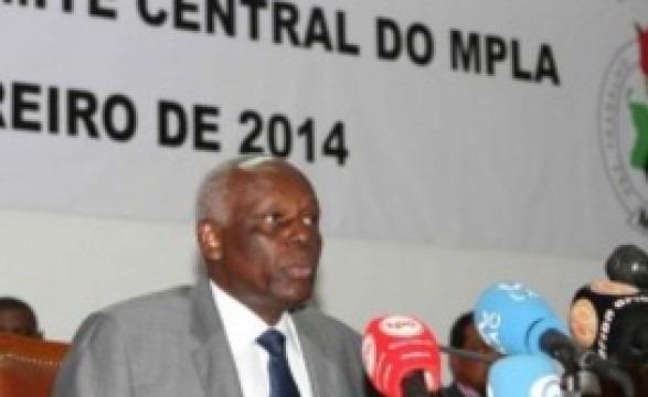 Presidente do MPLA lança recados para dentro do partido 