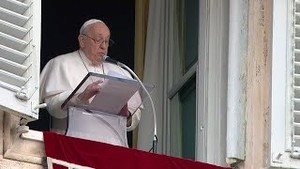 Papa no Angelus: Jesus é o 