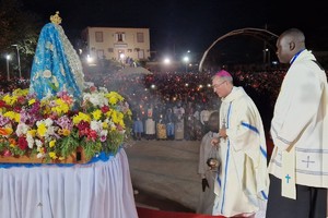 “Nunca se cansem de fazer o bem” disse D. Manuel Linda no Santuário da Muxima