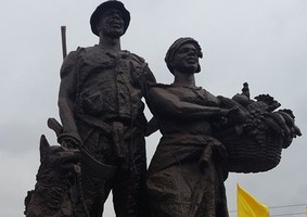 Ministro da agricultura inaugura monumento dedicado aos camponeses do Reino do Congo