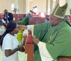 Um baptizado deve ser reconhecido também pela fé afirma bispo de Cabinda