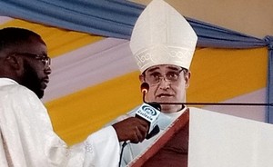 Bispo do Lwena alerta cristãos a não se deixarem enganar por promessas de políticos