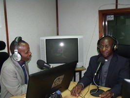 Discurso Directo: Padre Quintino Kandandji Conversou com o Padre António Bengue Lunguieki, chanceler da Arquidiocese de Luanda