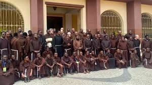 Frades Menores Capuchinhos em Angola refletem sobre a economia fraterna