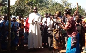 Dom Imbamba expressa preocupação com fraco envolvimento de fiéis na vida da igreja
