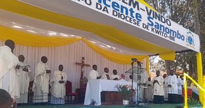 D. Sanombo já orienta rebanho da Diocese do Kwito