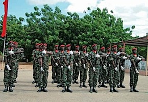 General das FAA defende reforço da unidade e coesão no seio dos militares