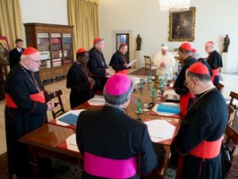 Reforma da cúria romana continua a dominar reunião do C9 no vaticano 