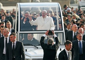 Papa propõe dia de retiro espiritual para organismos caritativos