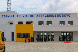 Encerramento do posto fluvial no Zaire provoca escassez de produtos