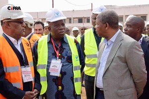 Presidente visita obras do hospital regional do Soyo