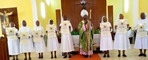 No Domingo dedicado as missões 9 irmãs de São José celebram bodas de Ouro