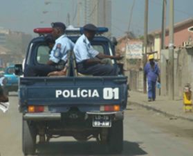 policiangola_2